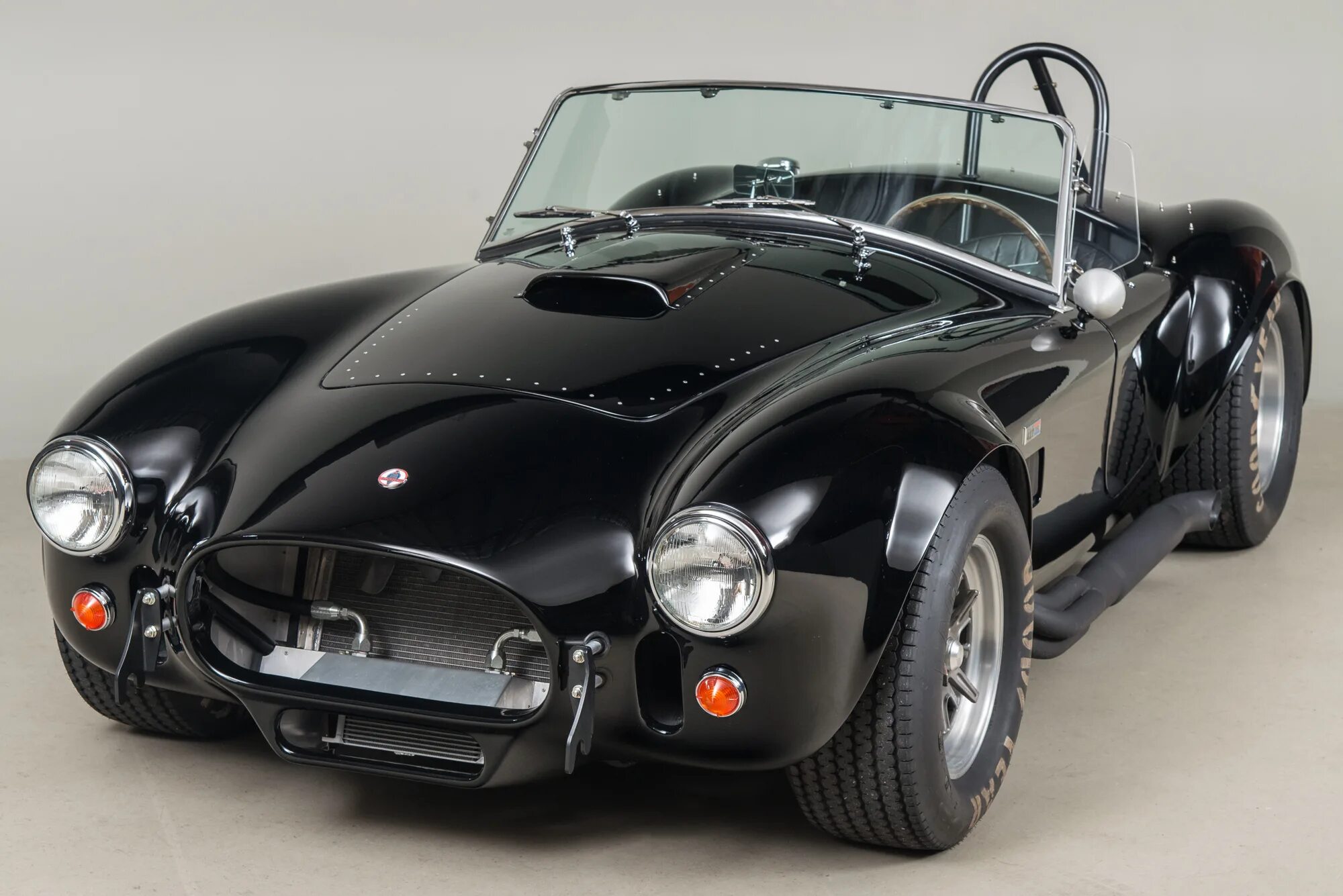 Shelby cobra купить. Шелби Кобра 1965. Shelby Cobra 427. Кит кар Шелби Кобра. Шелби Кобра 427 с крышей.