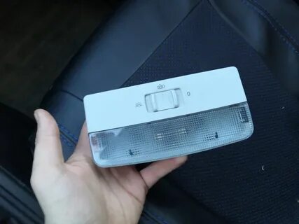 Плафон skoda rapid