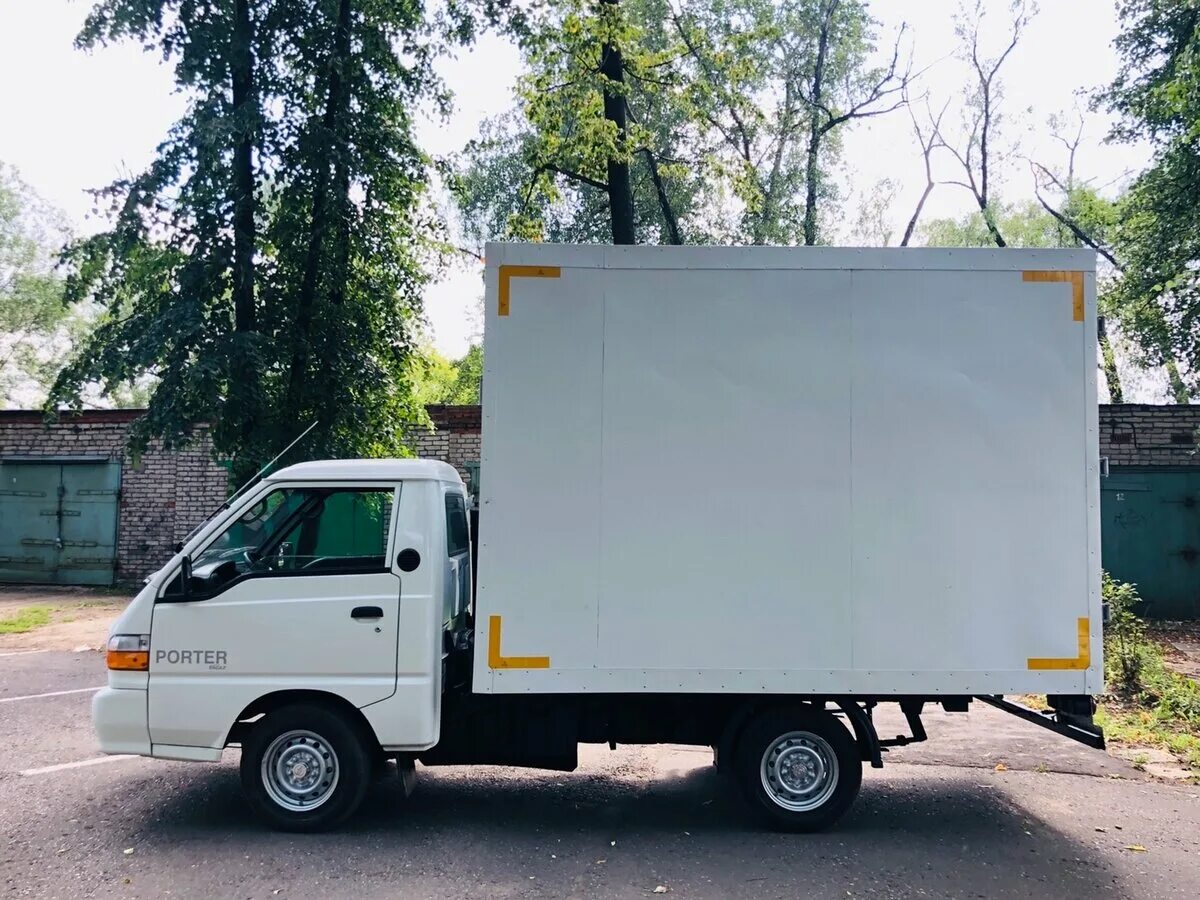Hyundai porter белый. газель портер. хендай портер 2 сбоку. газель hyundai porter 5т. Hyundai porter 2007.