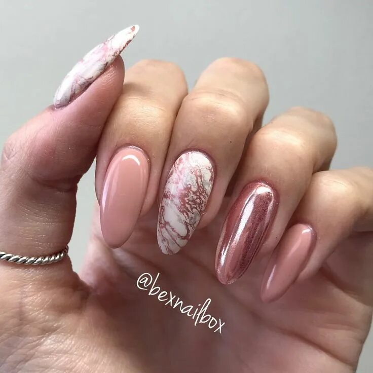 Pin by Sara Jonsson on Naglar Marble nail designs, Marble nail art, Trendy nails