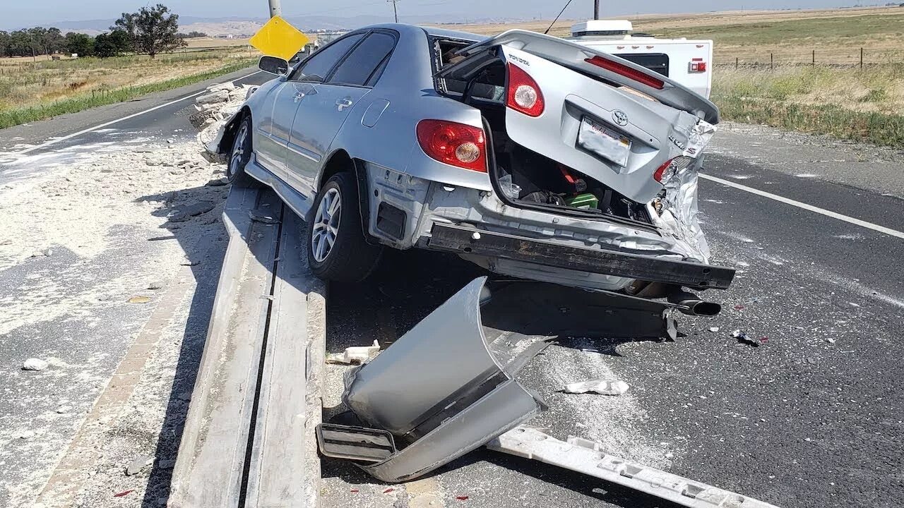 Auto crashes