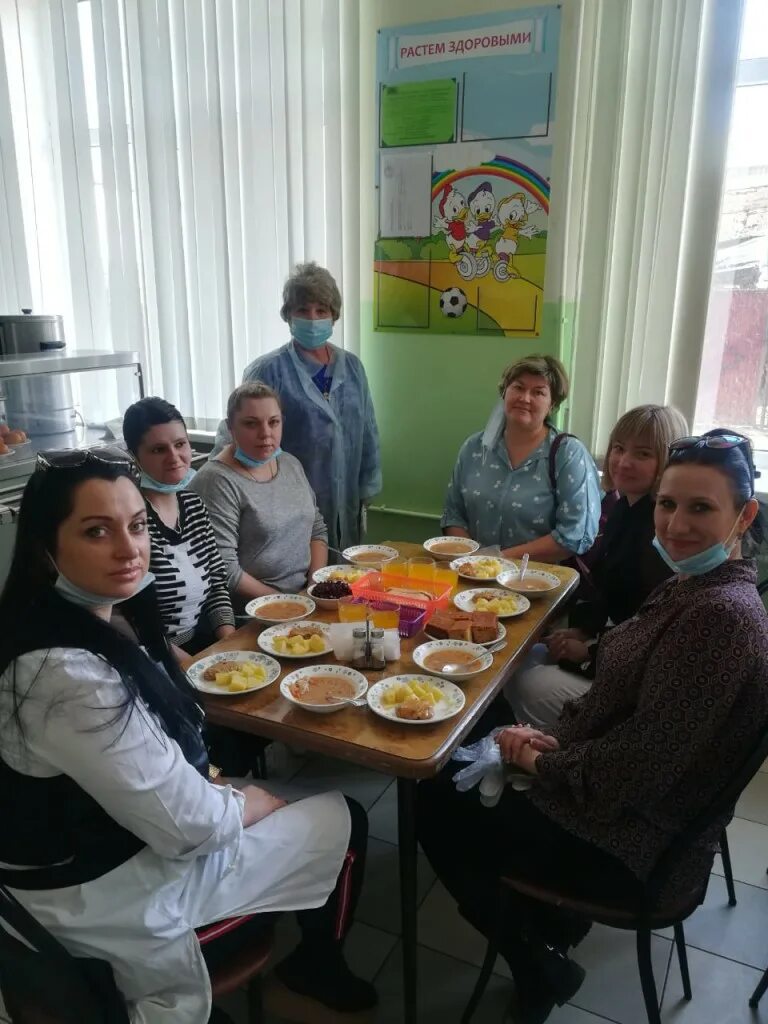 Таганрог город петра. 21 школа таганрог. 21 школа таганрог учителя. Таганрог мобу сош 6. Конкурс правильное питание.