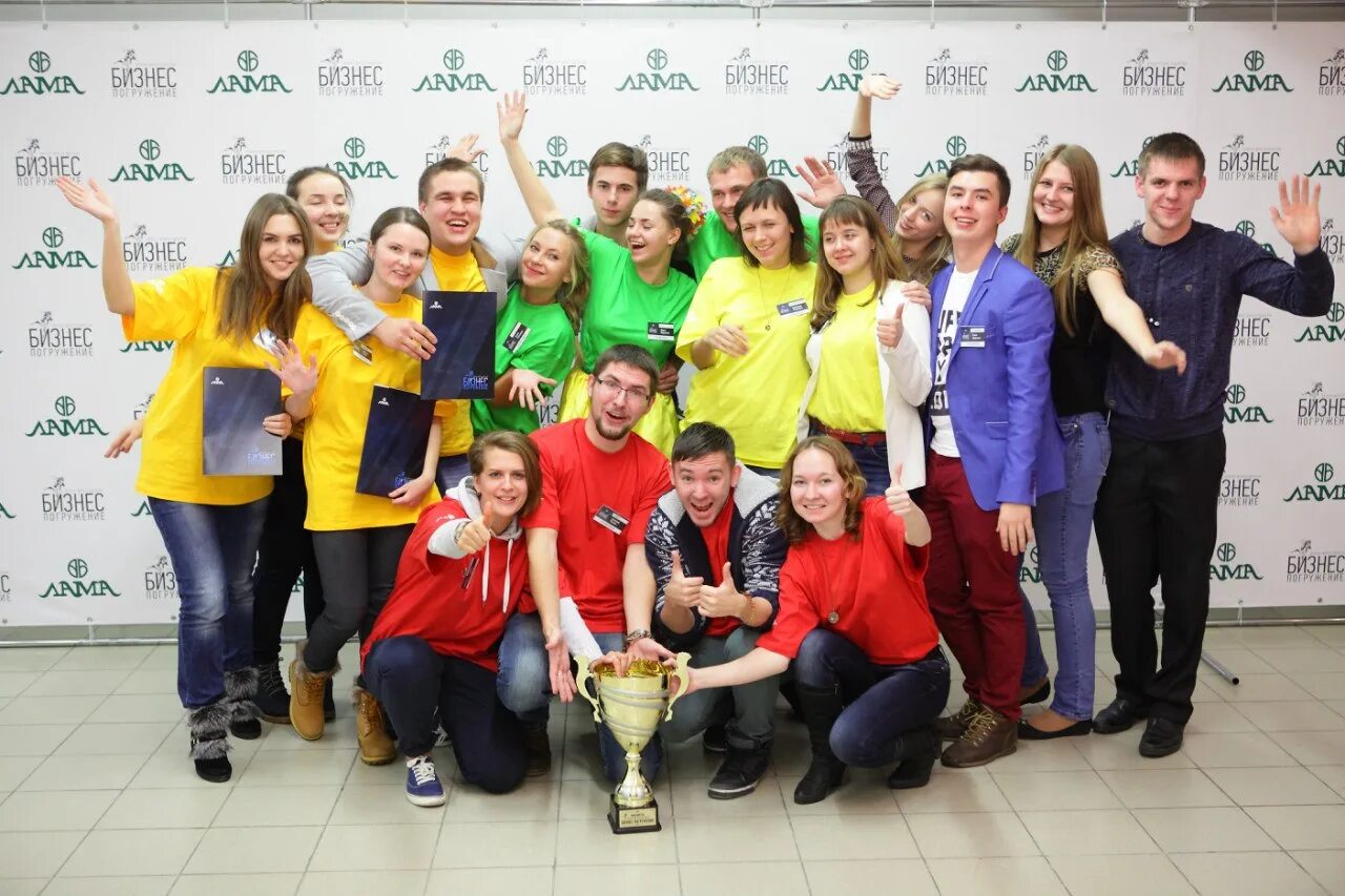 Лама групп. Группа компаний лама. компания лама томск. розничная сеть лама. логотип лама томск.