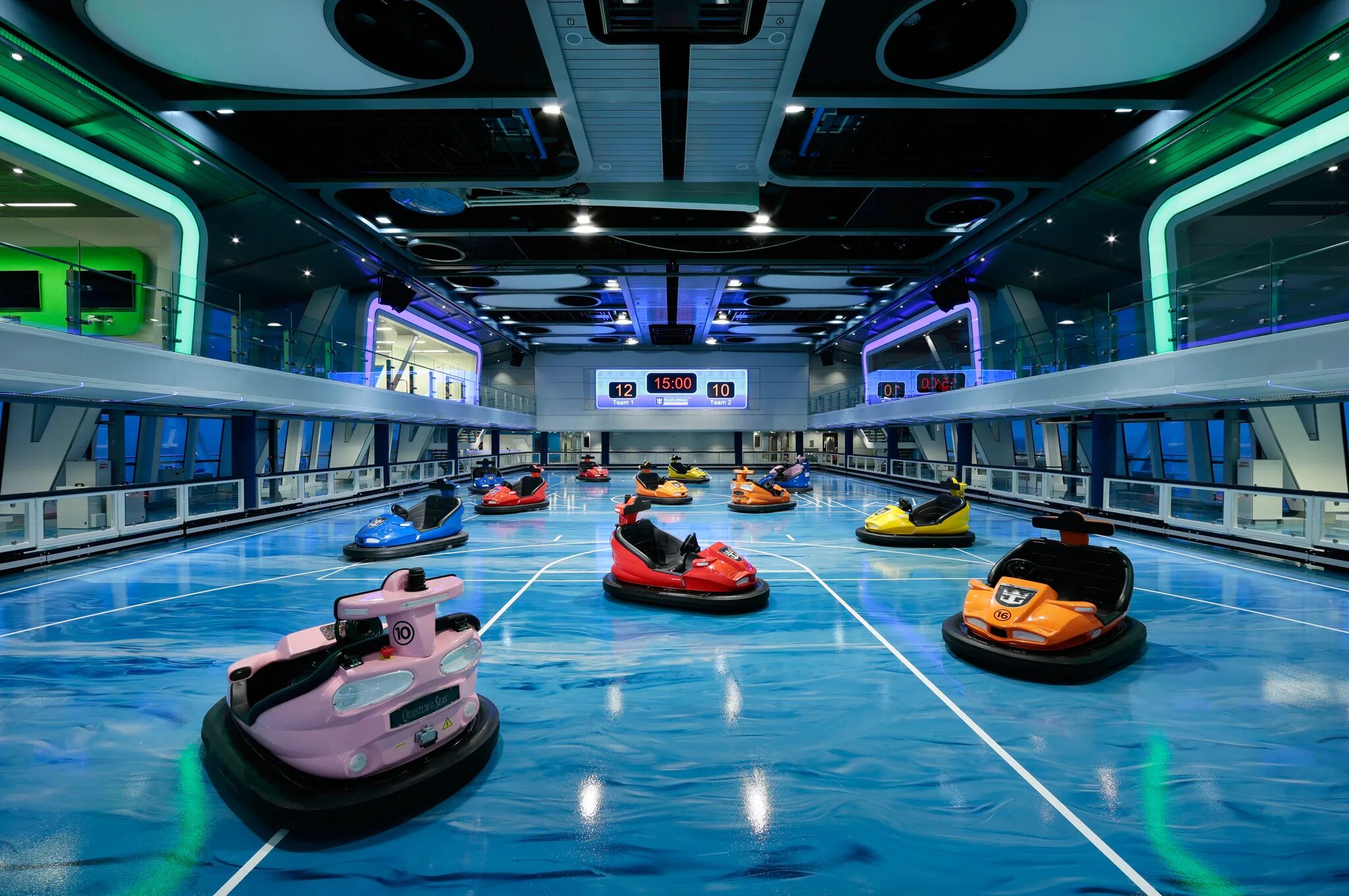 аквалоо сочи крытый аквапарк. боулинг морская звезда лазаревское. детская зона в отеле. детские развлекательные центры. Aquarium.