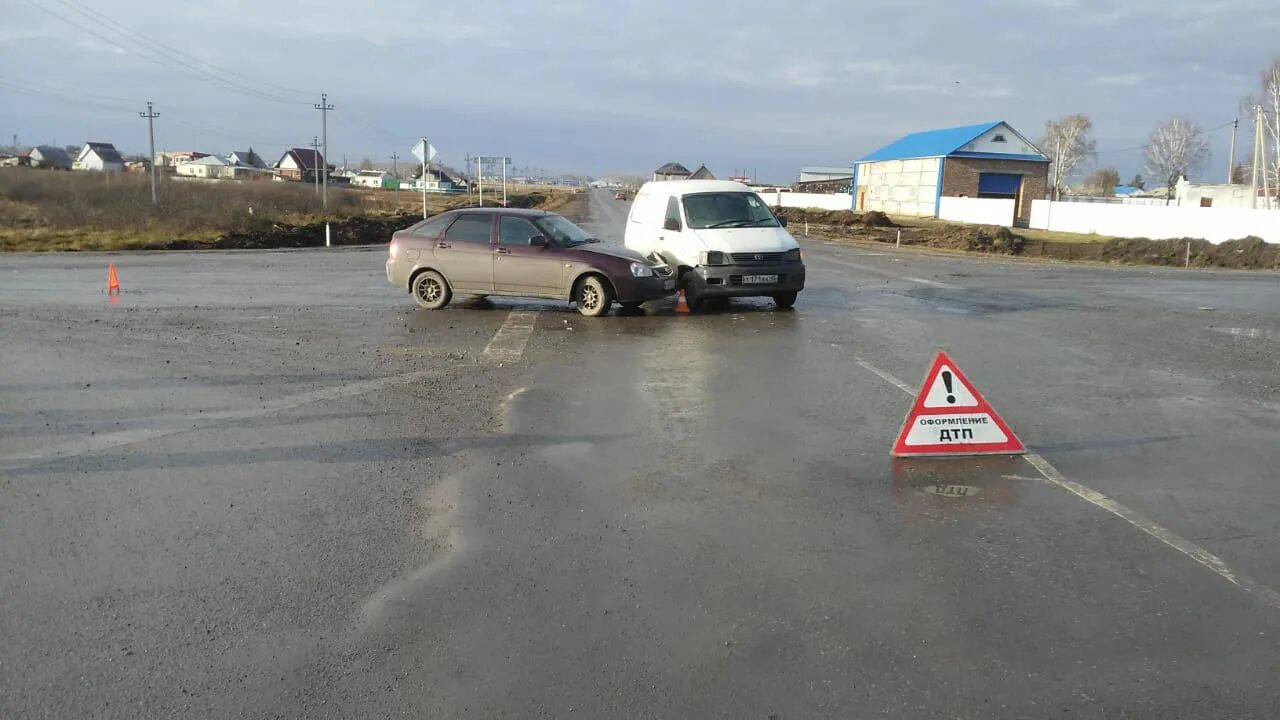Наезд на стоящее тс