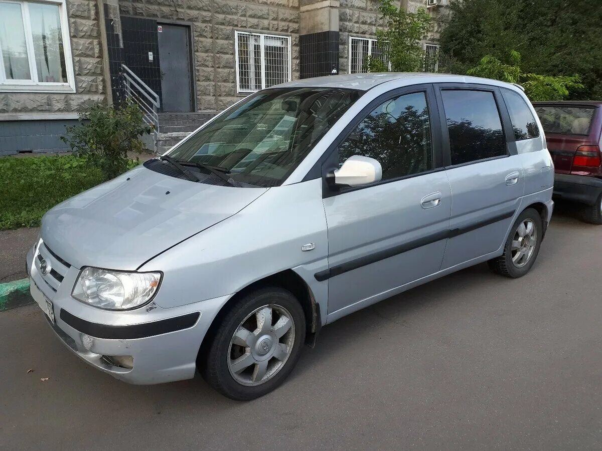 Hyundai matrix 2004. Matrix 2004. Хендай матрикс 2004 голубой. Хендай матрикс 2004 года. Hyundai matrix 1 2004.