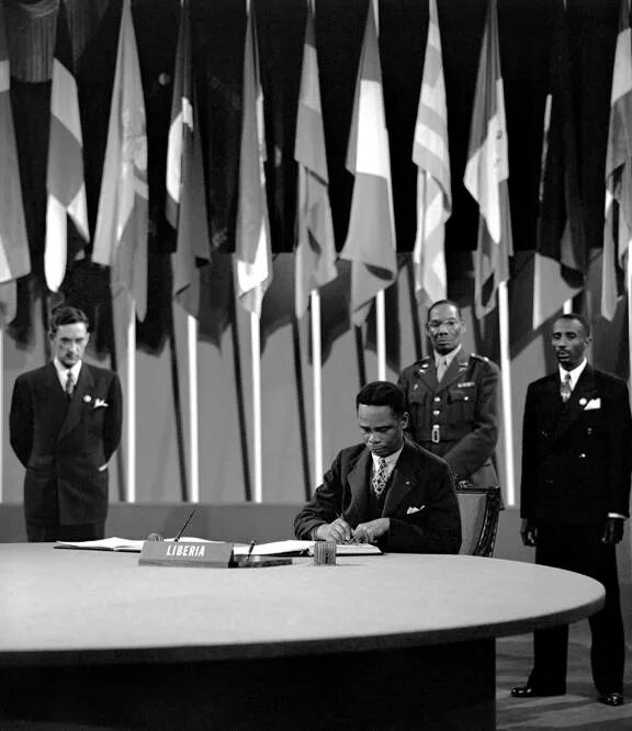 Устав ООН 1945. Устав ООН фото. The un Charter фото. Устав ООН В Сан -Франциско. Устав оон вступил