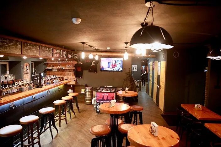 Ресторан паркер на таганке. Трукост на таганке. craft draft pub на таганке. craft and draft на арбате. драфт бар.
