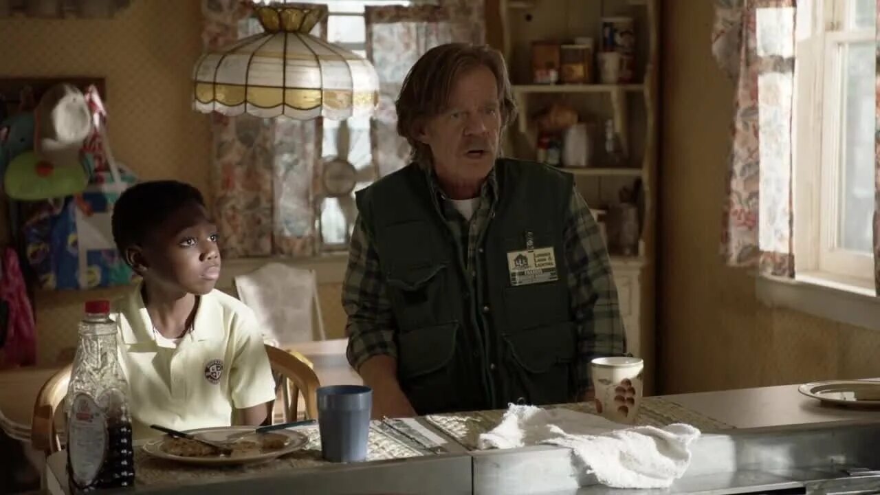 Бесстыжие 2011. Фрэнк галлагер. Бесстыжие йен и фиона. Бесстыдники 5. Бесстыдники 5.