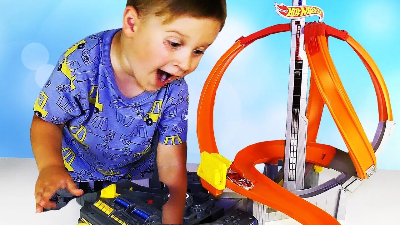 Hot wheels дети играют. Хот Вилс Вихрь. Трек хот Вилс Вихрь. Спин Сторм хот Вилс. Хот Вилс мощный Вихрь.