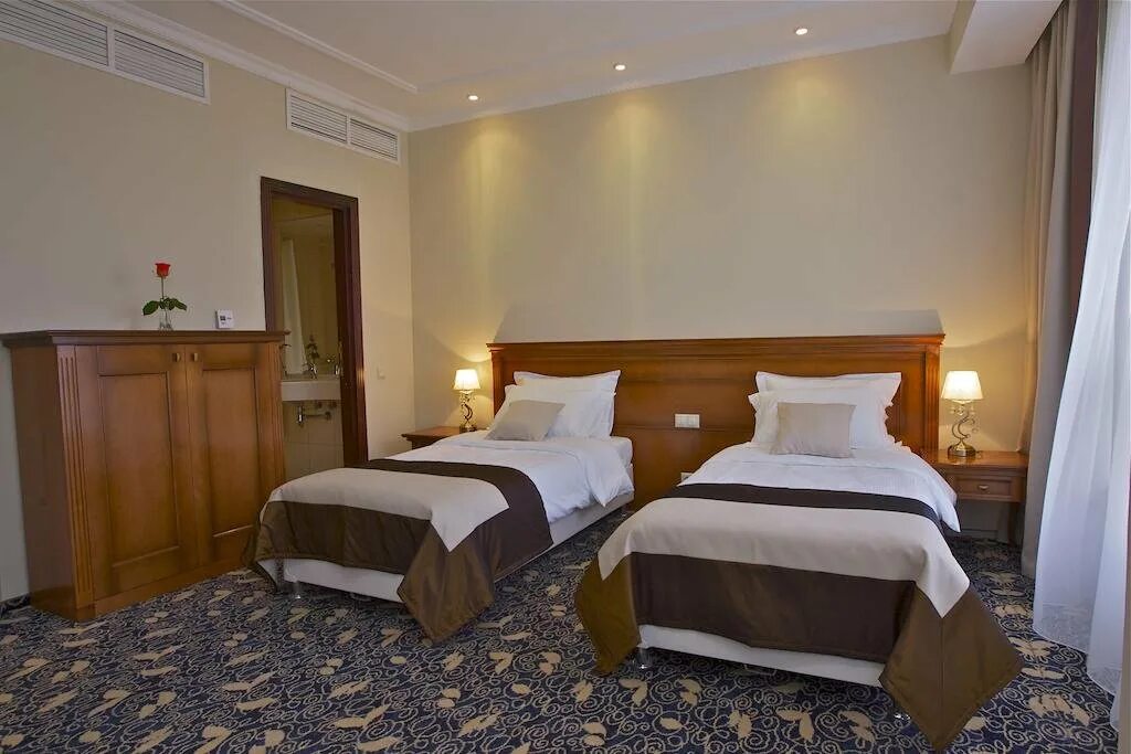 Гостиница звездный сочи. Сочи 5 звездочный отель. Гранд отеля «жемчужина» 4* номер. Фгбу объединенный санаторий сочи. Гостиницы сочи 4 звезды.