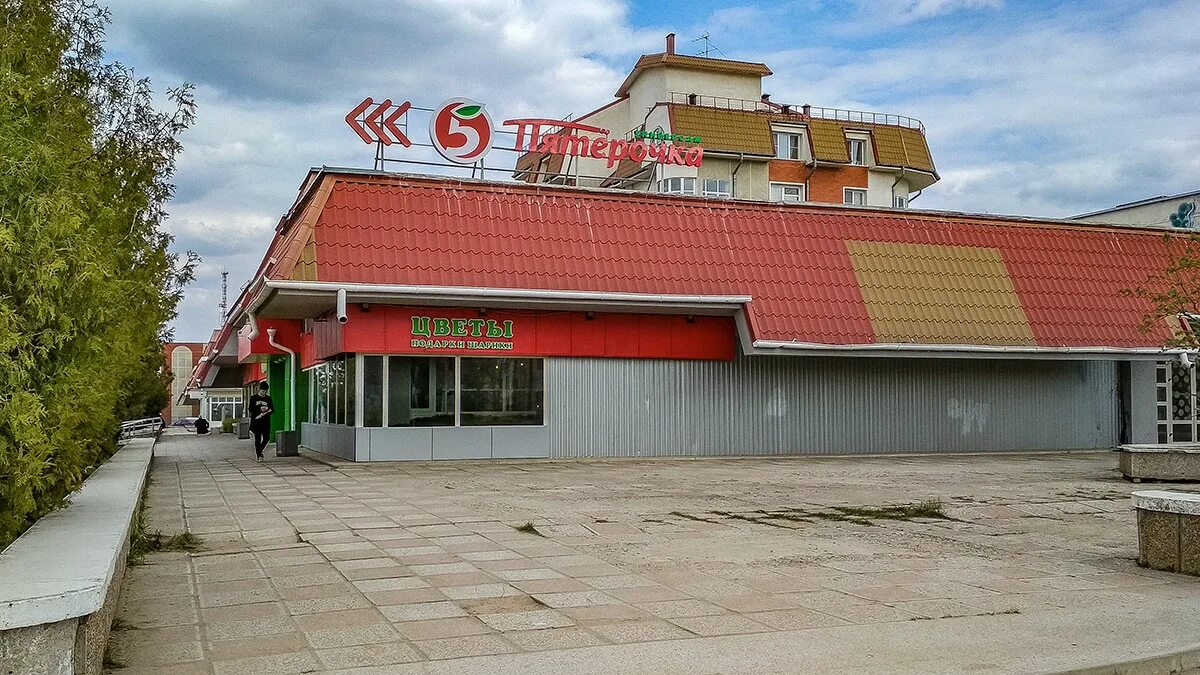 Сансет малоярославец. Ивановский луг малоярославец. Малоярославец парк 1812. Гагарина 2а малоярославец. Малоярославец ул центральная.