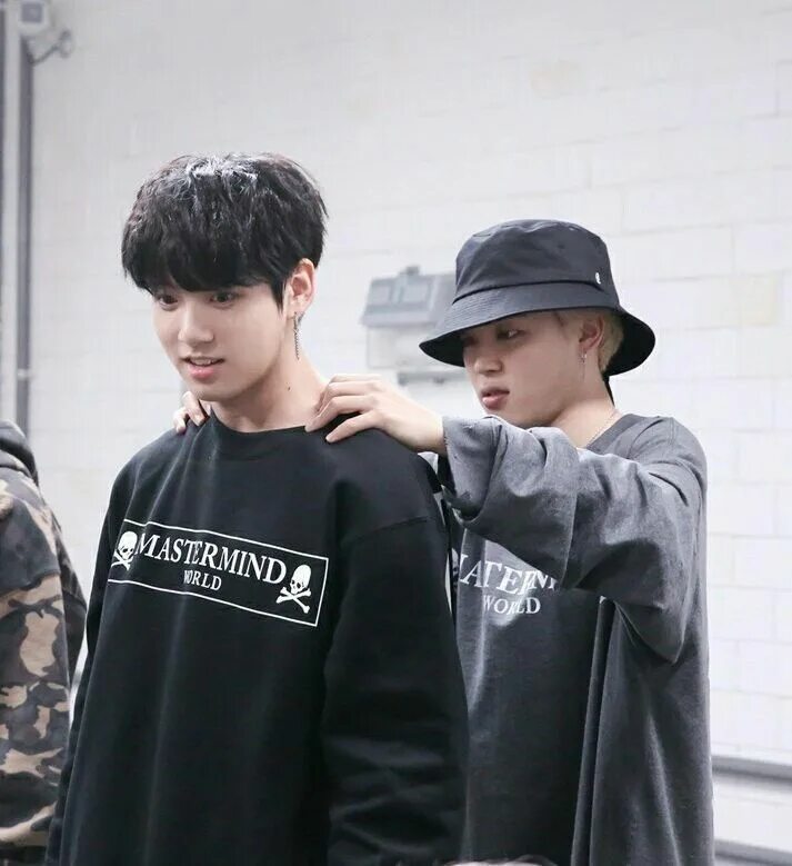 Shooting bts. Shooting bts