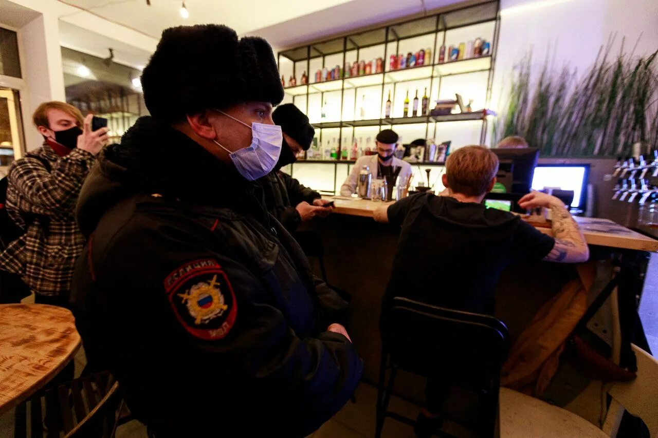 Маршрутки спб. Восстановительный поезд 3023. Карта метрополитена спб беговая. Как найти работу в санкт-петербурге. Бар фогель фонтанка 97.