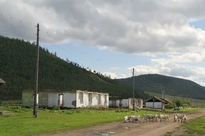 П кировский алтайский. Коммунар Ширинский район. Кирово Хакасия Ширинский район. Деревня Кирово Ширинский район Хакасия. Посёлок Кирово Ширинского района.