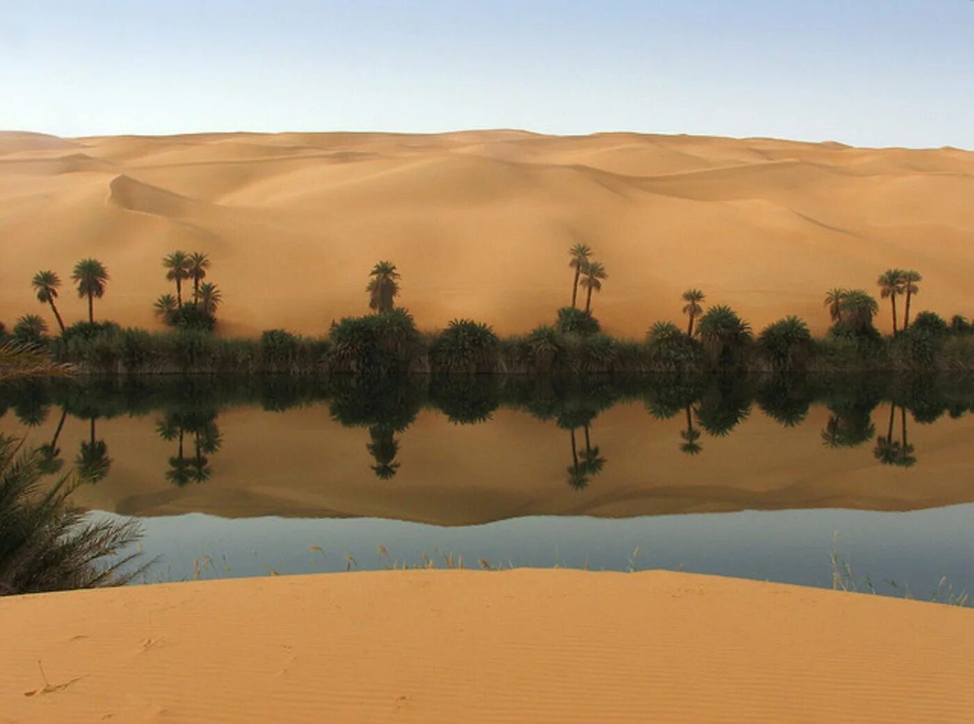 Оазис Убари. Убари Ливия. Оазис Уакачина. Оазис Убари в пустыне. Река оазис
