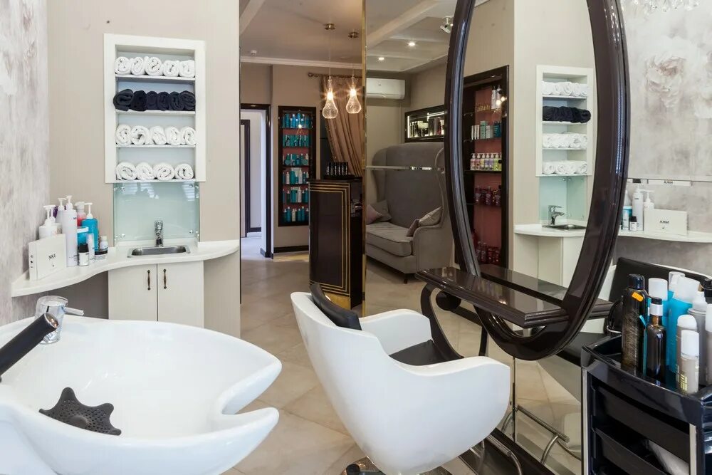 модный ракурс на молодогвардейской. молодежный салон красоты. маршала тимошенко 10 салон красоты. салон красоты метро молодежная. салон красоты метро молодежная рублевское шоссе.