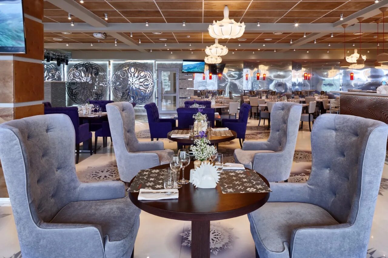 Ресторан снежинка. Рестораны в снежинске. Ресторан мясо ленинградское шоссе. Рестораны снежинска. Ресторан снежинка елец.