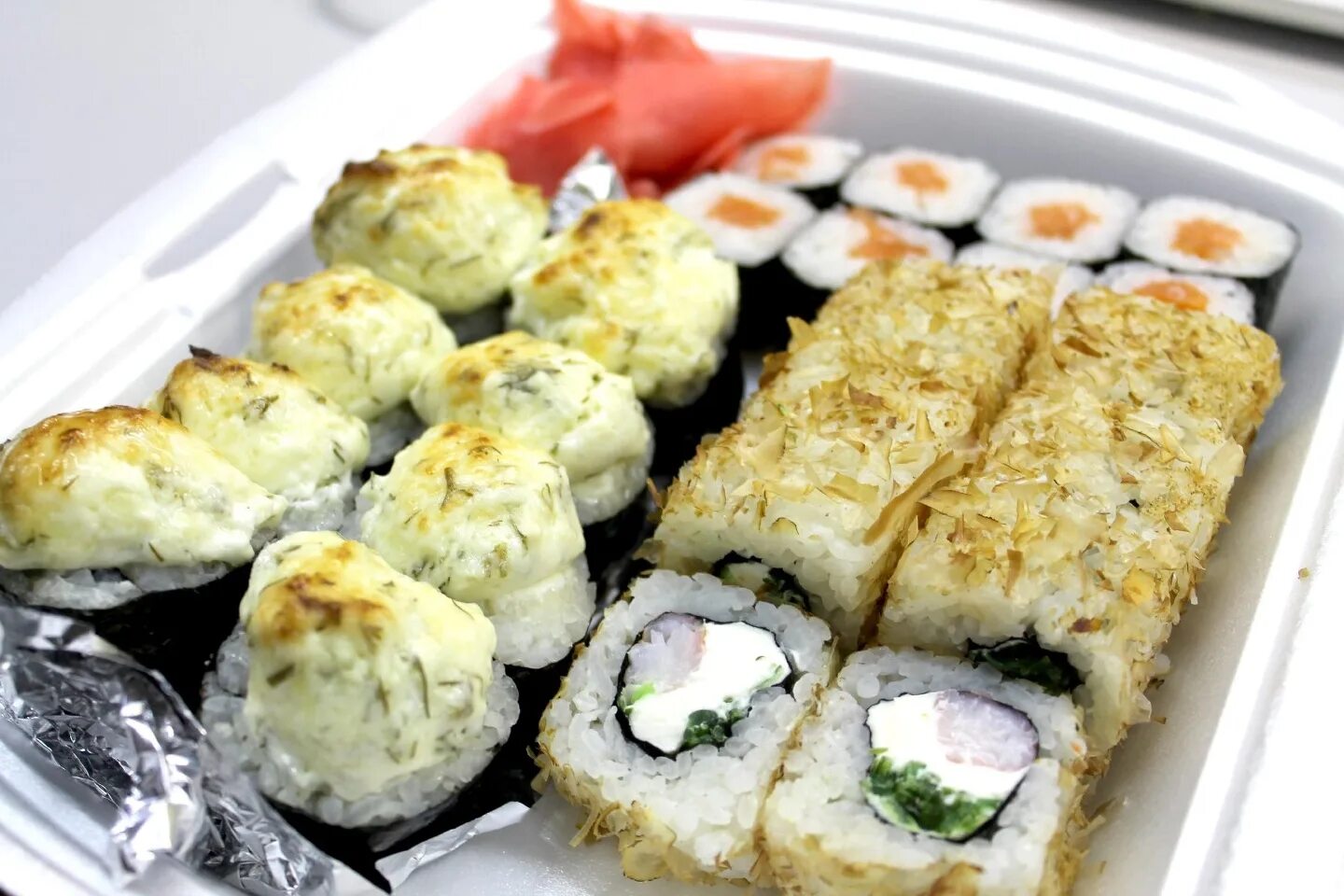 Роллы брюховецкая. Суши и роллы. суши роллы волгоград. вкусные суши волгоград. вкусно суши волгоград.