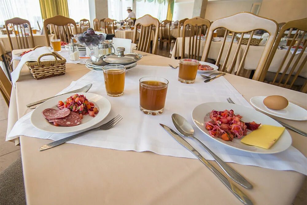 Кисловодск санаторий димитров. Сан димитрова кисловодск 3 корпус. Санаторий им димитрова питание. Санаторий димитрова кисловодск. Санаторий им димитрова питание.