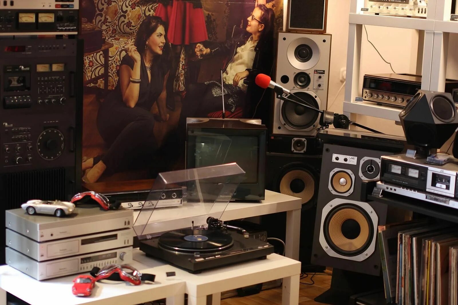 Аудио винтаж. Аудиотехника винтаж. винтаж аудио. винтажное аудио. hi fi audio магазин москва ретро.