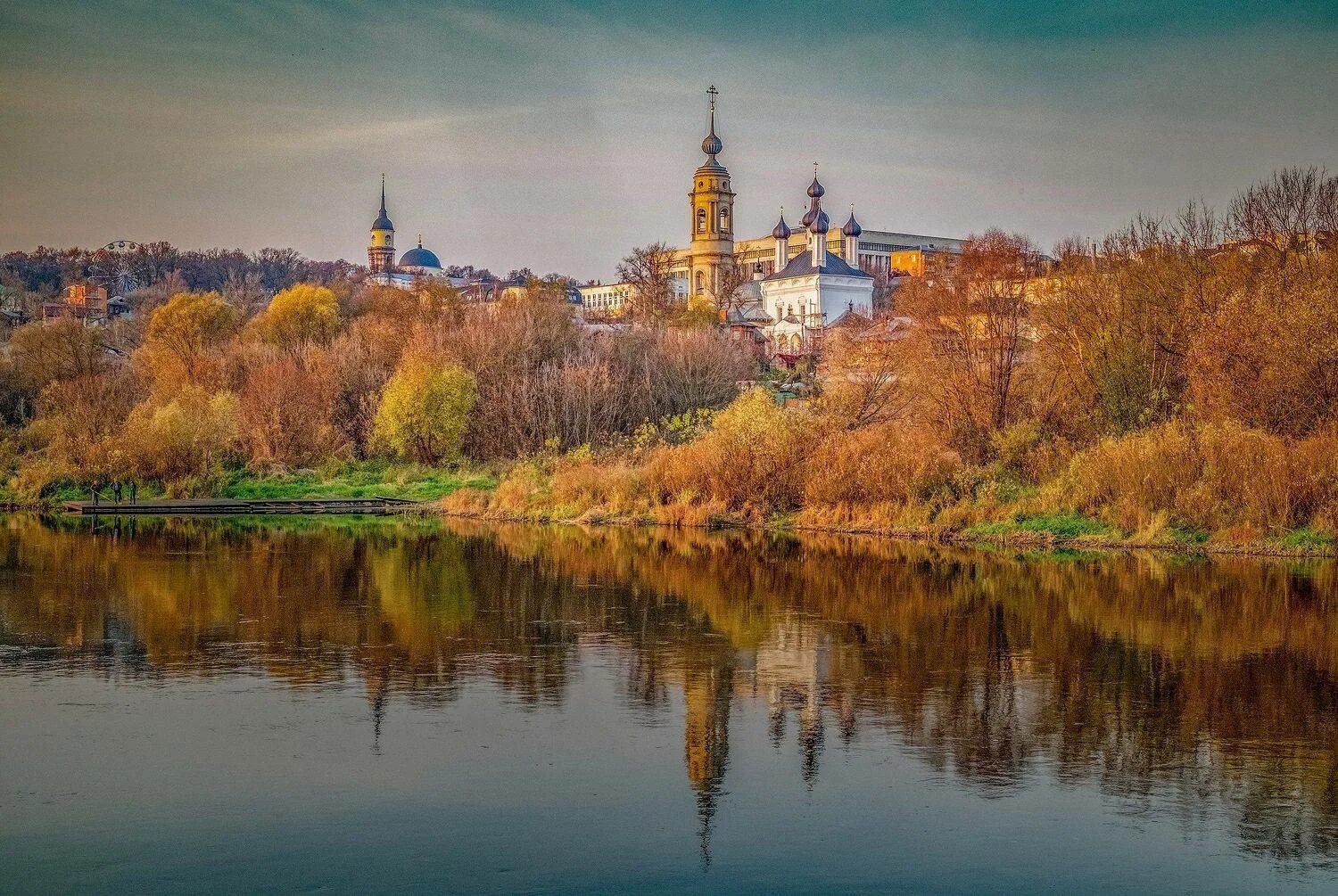 Погулять в калуге. Лаврентьев монастырь Калуга. Красивые места в Калуге. Калуга фото. Фотографии Калужских храмов и монастырей.