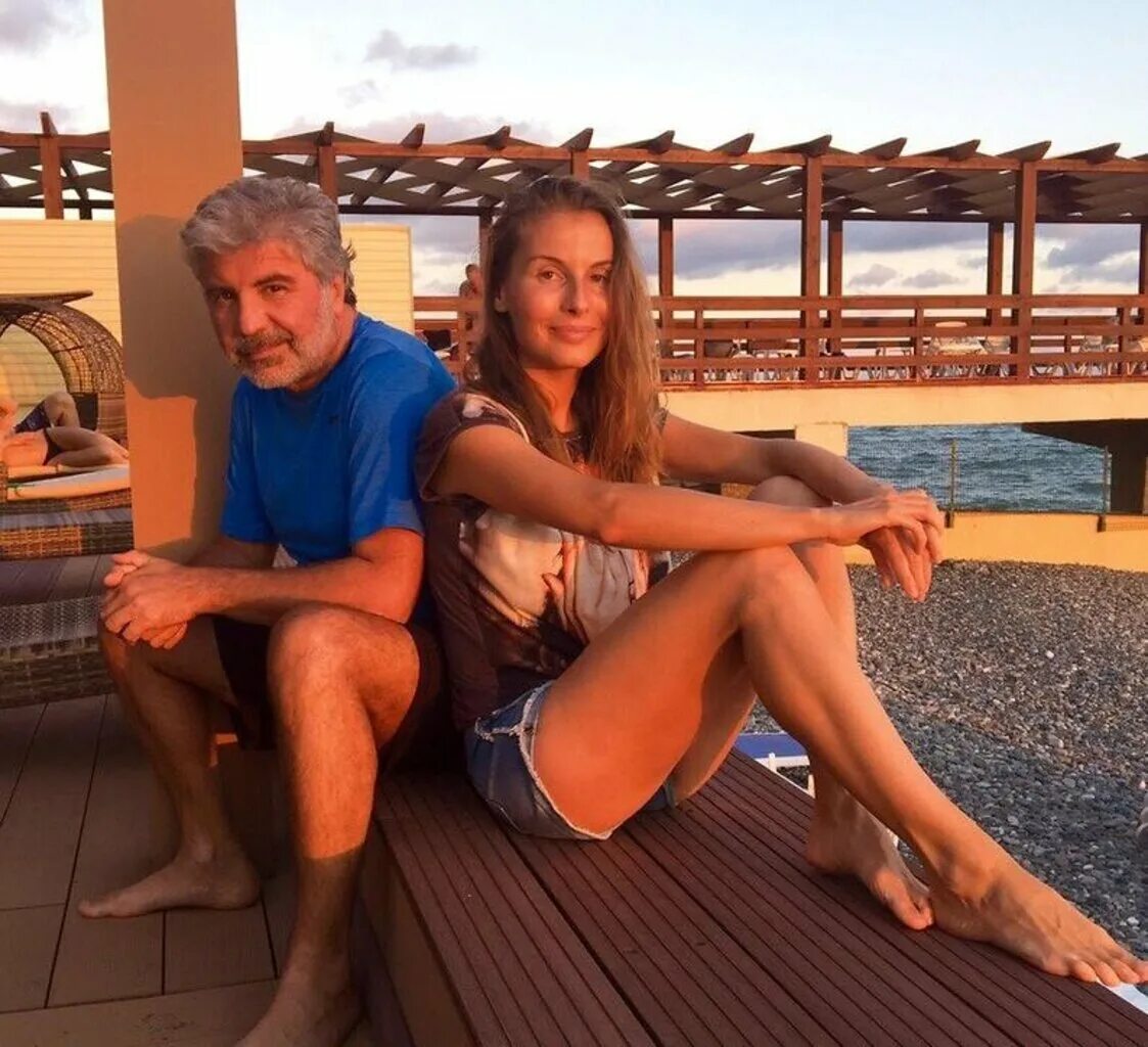 Жена сосо павлиашвили ирина патлах. Хаги вакки семья. Жена павлиашвили ирина патлах. Сосо павлиашвили ирина патлах. Патлах сколько лет.