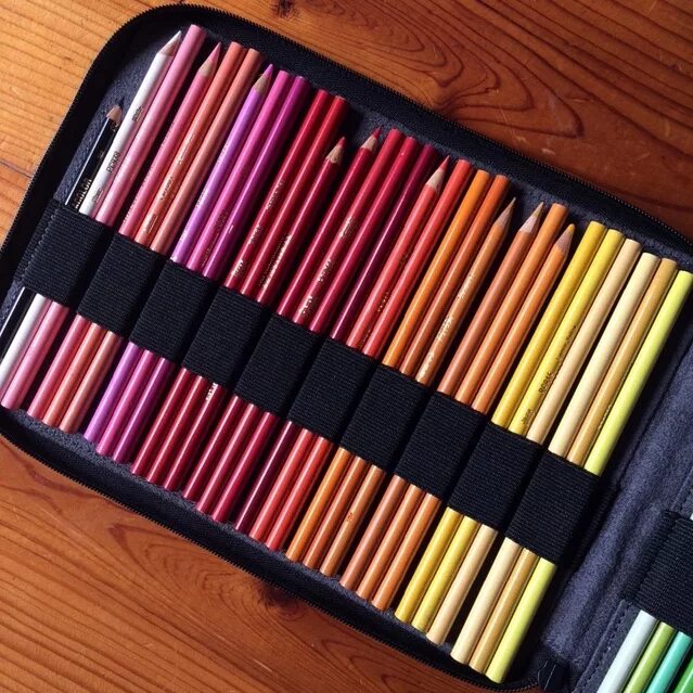 4 pencils cases. Пенал для карандашей. Пенальчик для карандашей. Удобный пенал для карандашей. Пенал для цветных карандашей.