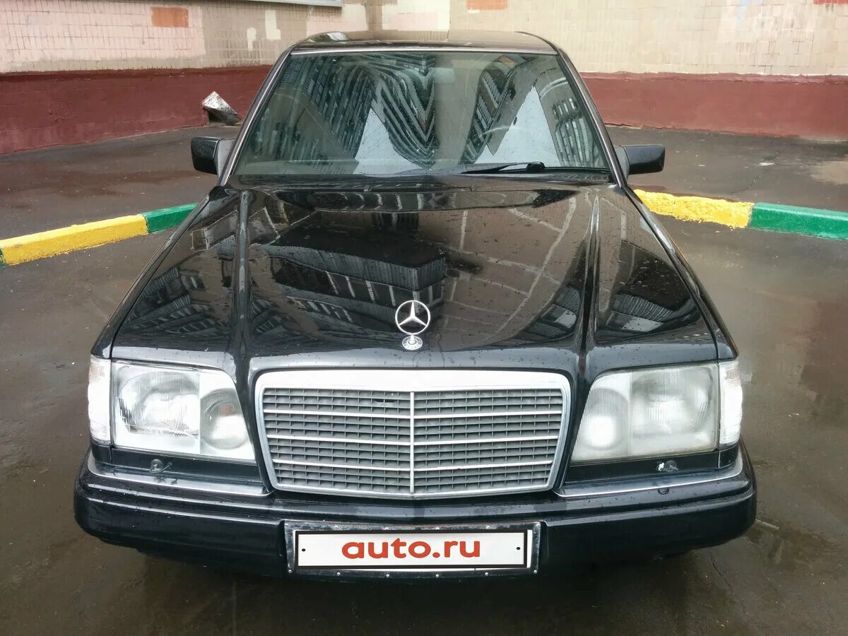 Мерседес е124 волчок. Мерседес е 500 кузов 124. Мерседес 124 кузов синий. Авто с пробегом мерседес 124. W124 мерседес 1994.