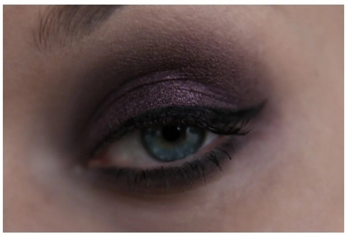 амарантовая колдунья тени. макияж со сливовыми тенями. сливовый смоки. лавандовый смоки айс. сливовый тени.