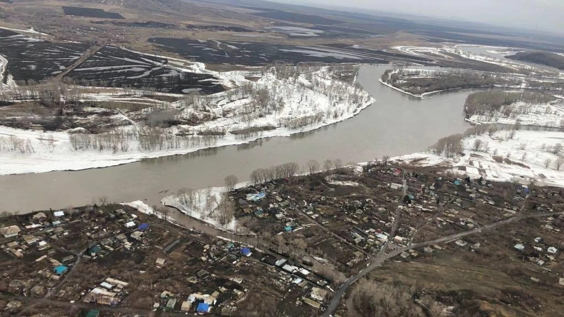 Климат азербайджана. Кемерово зима парк кузбасский. Прогноз погоды. Синоптик горно. Синоптик горно.