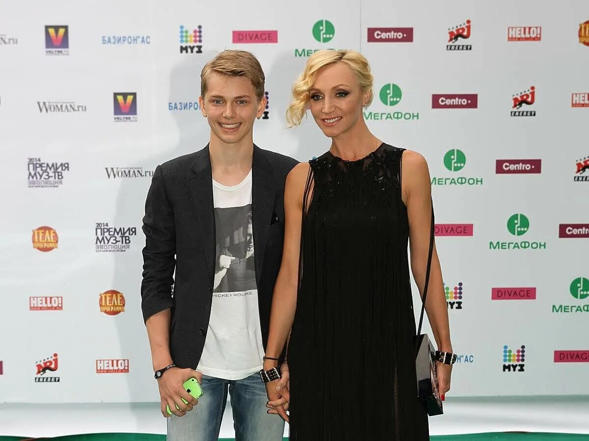 Дени байсаров. Сын орбакайте дени. Сын орбакайте дени байсаров. Сыновья кристины орбакайте фото. Дени байсаров сын коис.