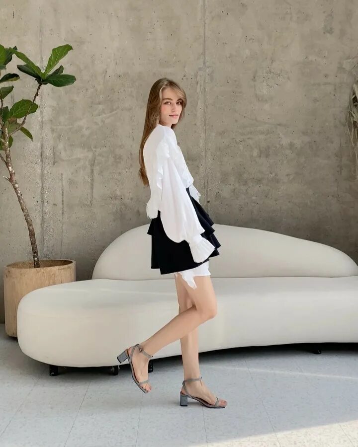 Riri moscow. Riri logo. платье жакет 12 storeez. Riri moscow. Riri moscow.