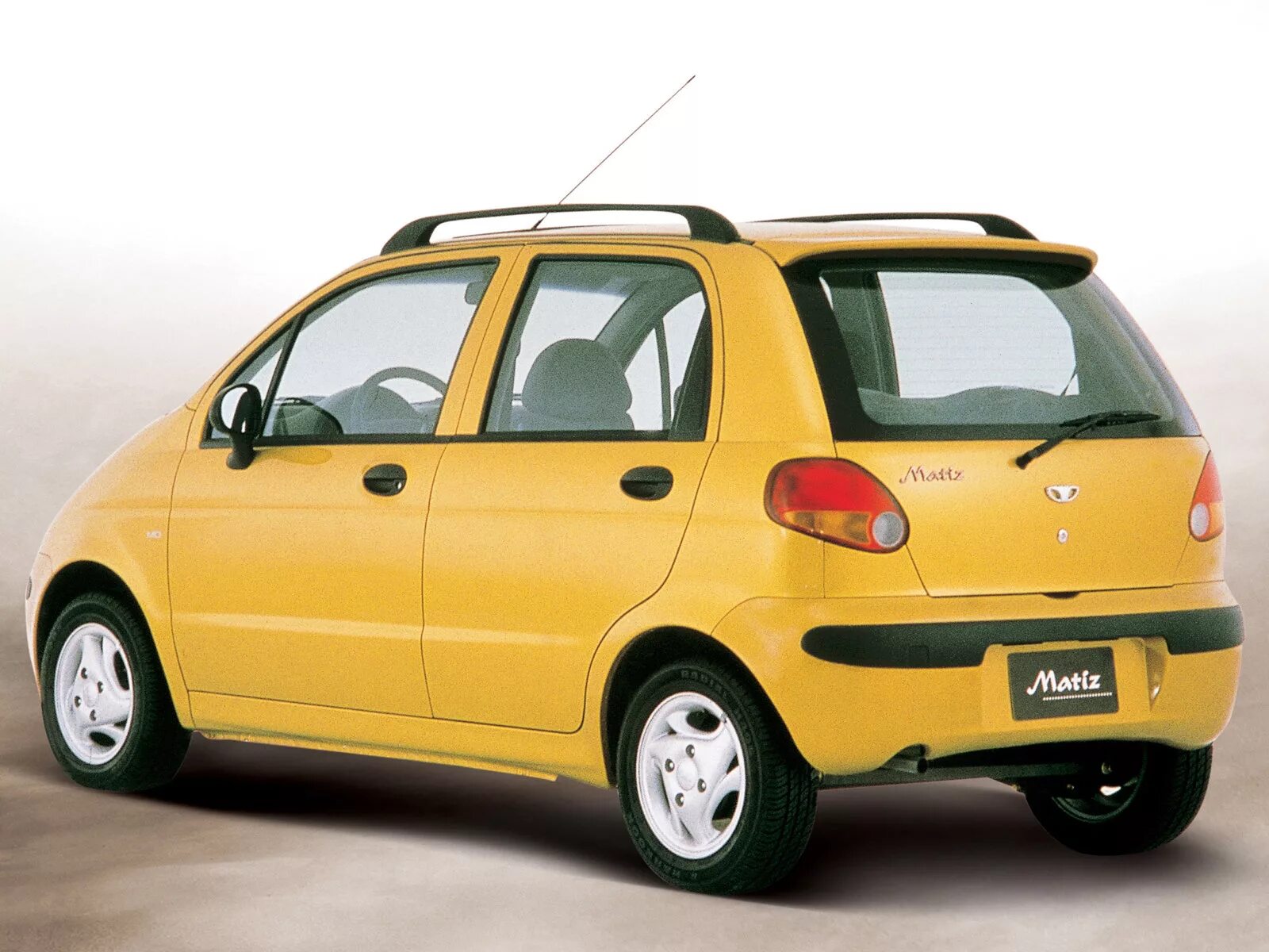 Daewoo matiz автомобили сегмента a. Daewoo matiz m100. daewoo matiz m100 m150. дэу матиз 1998. дэу матиз 1998 2000.