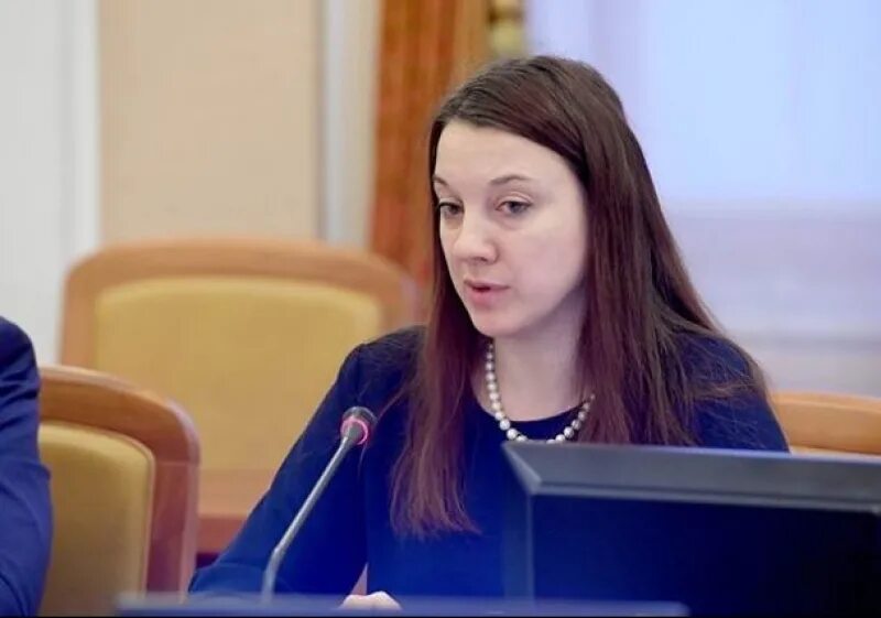Омск министр имущественных отношений. Министр имущественных отношений омской. Омск министр имущественных отношений. Министр имущественных отношений омской. Департамент имущественных отношений.