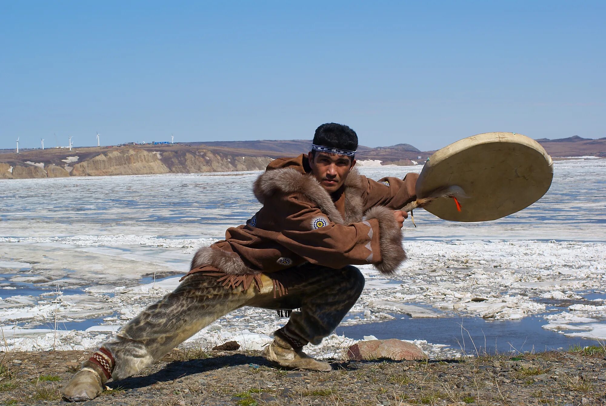 Ярар 2 выбранный путь. Две разные дороги. Ярар 2 выбранный путь. Разные пути. Чукчи коряки ительмены эскимосы.