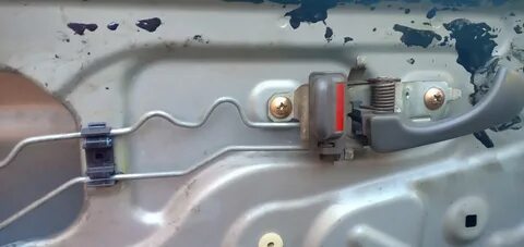 Не закрывается дверь на морозе