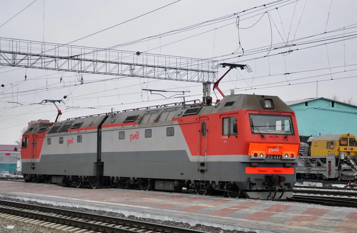 Локомотив 2эс6. Электровоз синара 2эс6. 2эс6 309. электровоз 2эс6 119.
