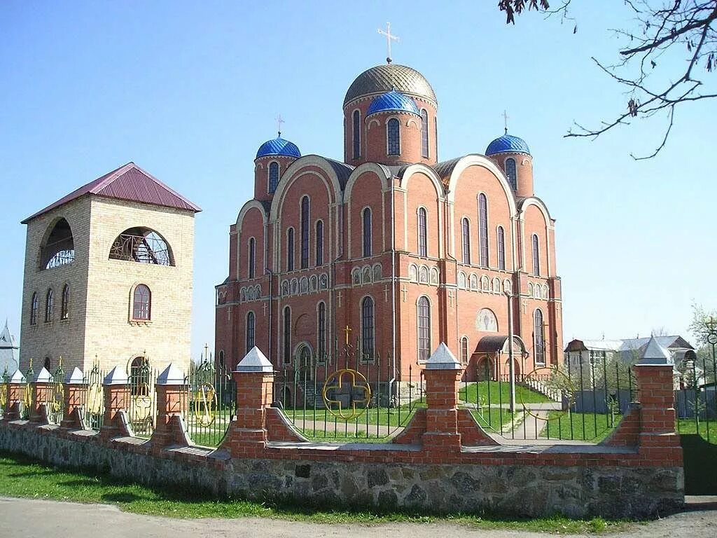 Борисполь украина город. Борисполь область. Борисполь достопримечательности. Борисполь киевская область. Борисполь киевская область фото.