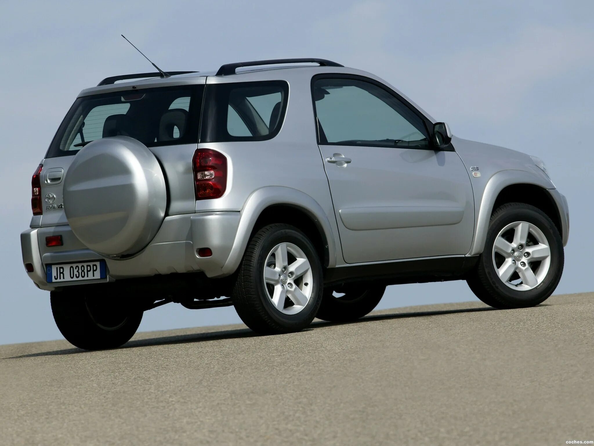 Тойота рав 4 мини джип. Toyota rav4 2003. Toyota rav4 2003 3 Doors. Toyota rav4 II (xa20).