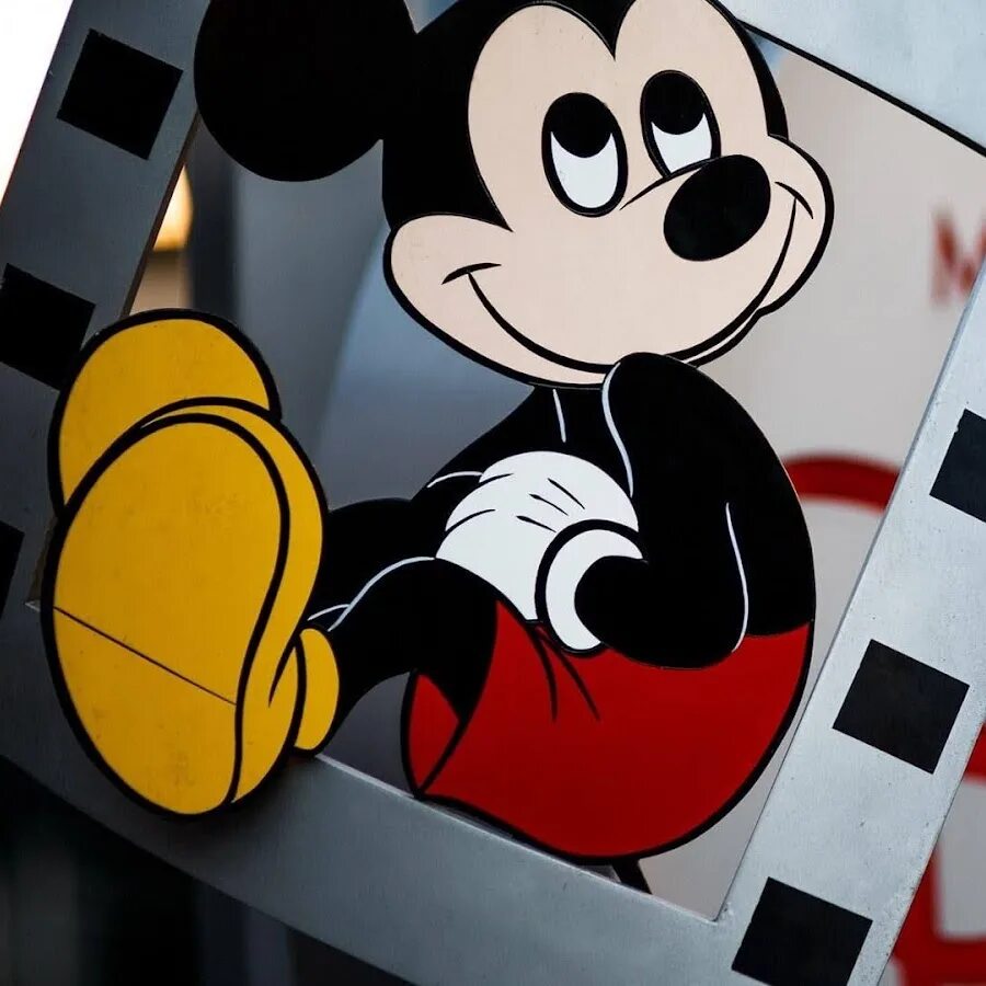Mickey mouse trap