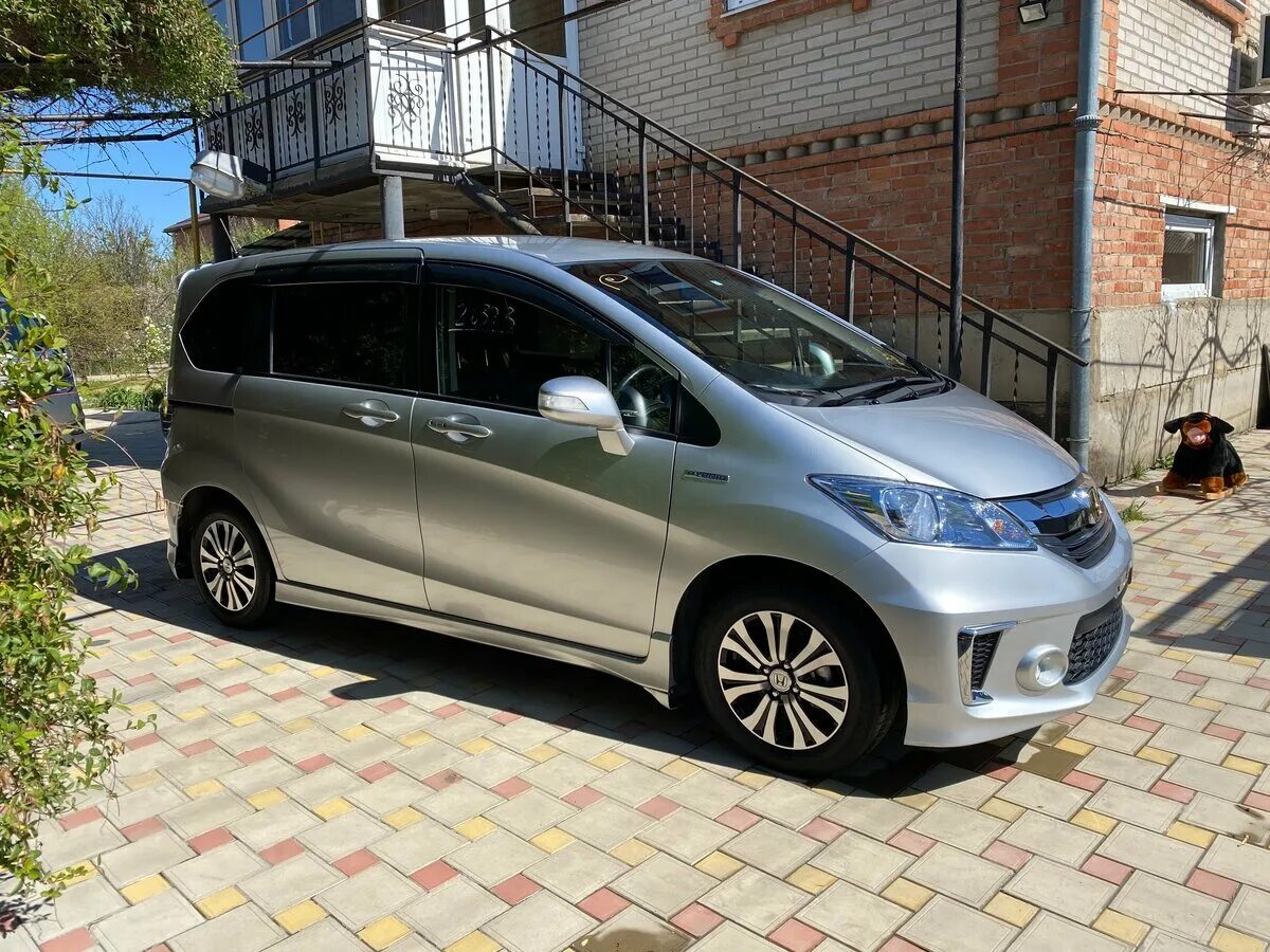 Honda freed 2015. Honda freed 1.5. Honda freed Hybrid 2015. Honda freed gb3. Фрид гибрид отзывы