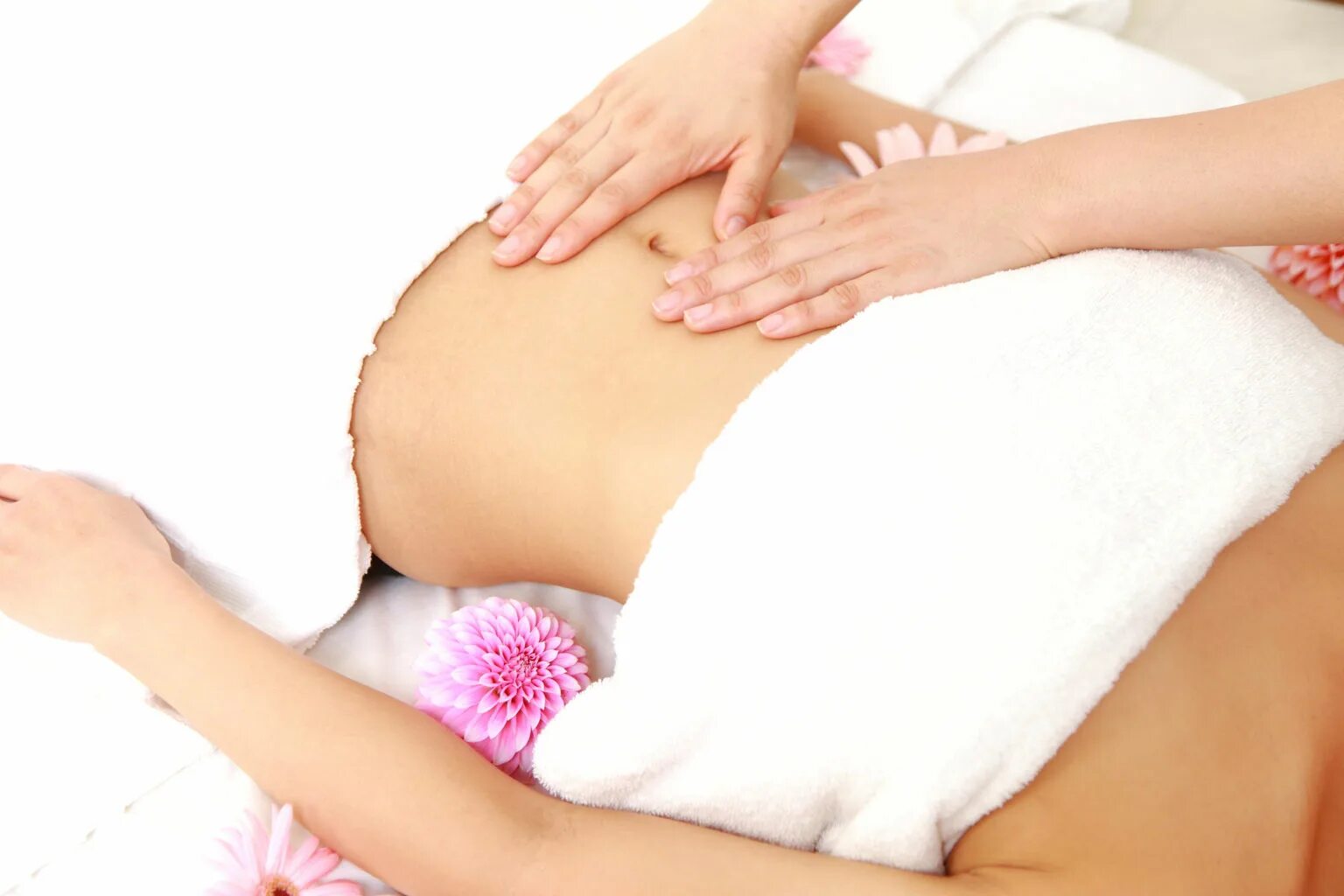 Belly massage. Массаж живота. Растирание живота. Лечебный массаж живота. Массаж после родов.