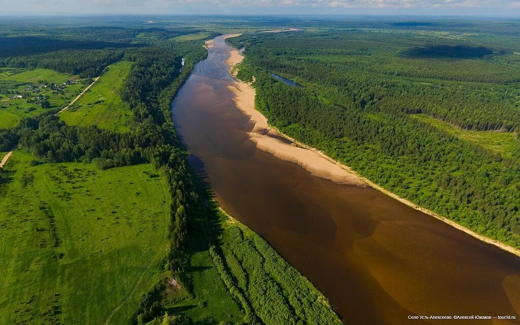 река юг великий устюг. северная двина вологодская область. слияние сухоны и юга. река кичменьга вологодская область. слияние двух рек юг и сухона.