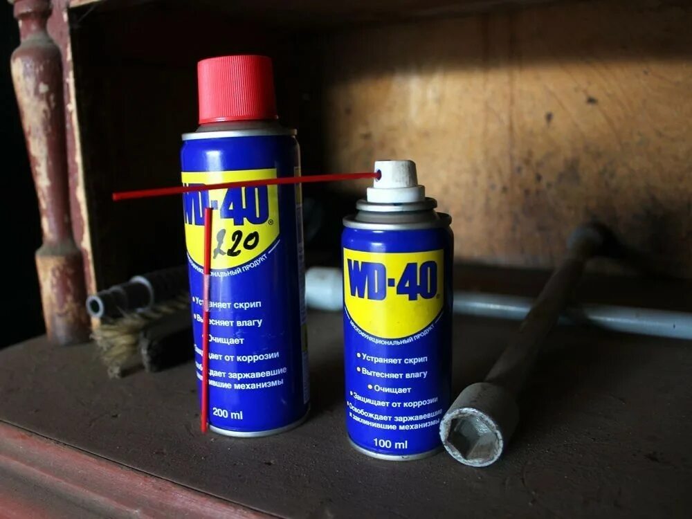 Wd 40 это. WD 40. WD 40 жидкая. Смазка WD-40 400 мл. Смазка жидкая вд40.