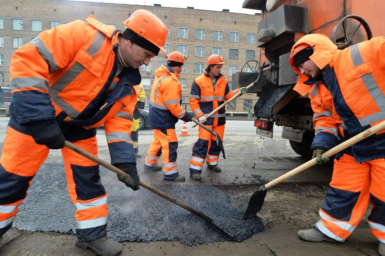 вахта в москве 15 через 15. вахта в москве с проживанием и питанием. упаковщик. хлеб. вахта 15 смен.