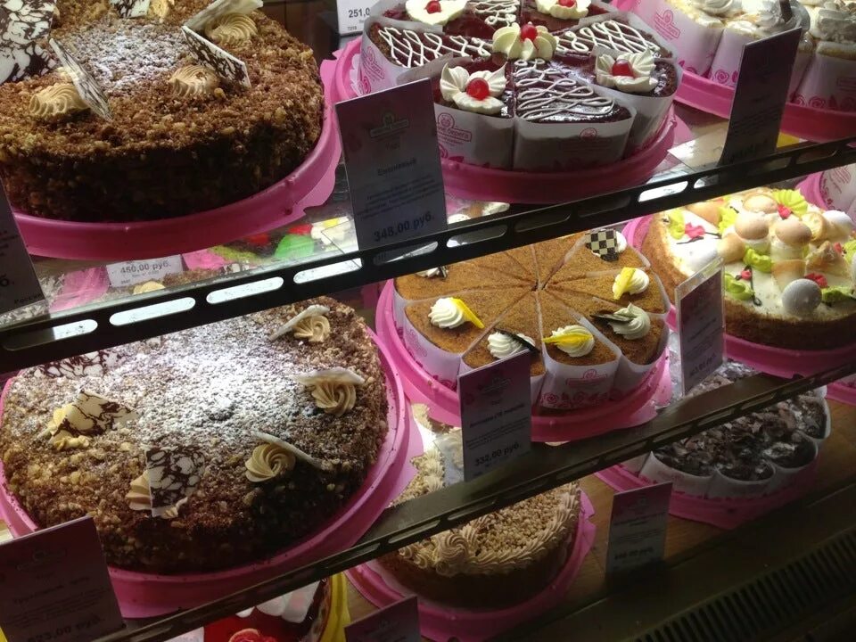 торт невские берега. кондитерский магазин. берег кондитерский. макарова 32 невские берега. берег кондитерский.