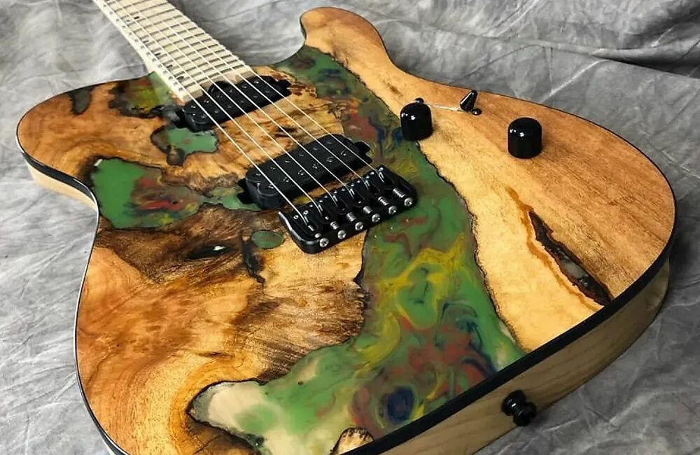 Гитара crazy. Гитара esp эпоксидка. esp guitars usa. esp usa custom. разрисованная гитара.