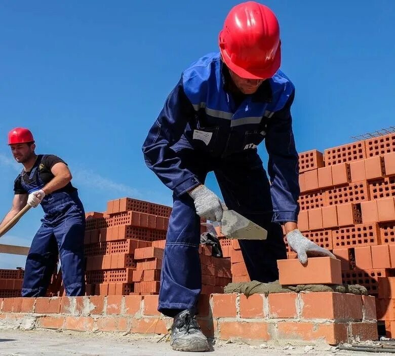 Профессиональный строитель. Услуги разнорабочих фото. Работа разнорабочим в хабаровске. Требуется работник. Разнорабочий хабаровск.