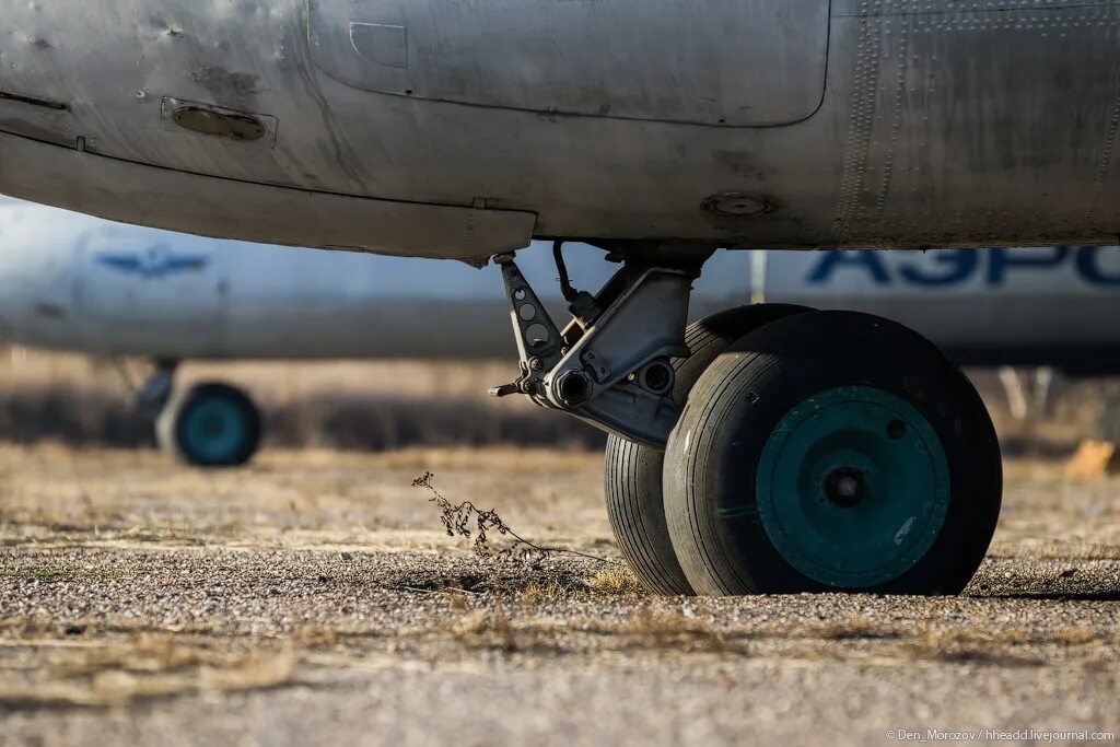 Ан 2 модель из бумаги орлик. Ан-32 индия. Ан 33. Ан 33. Ан 33.